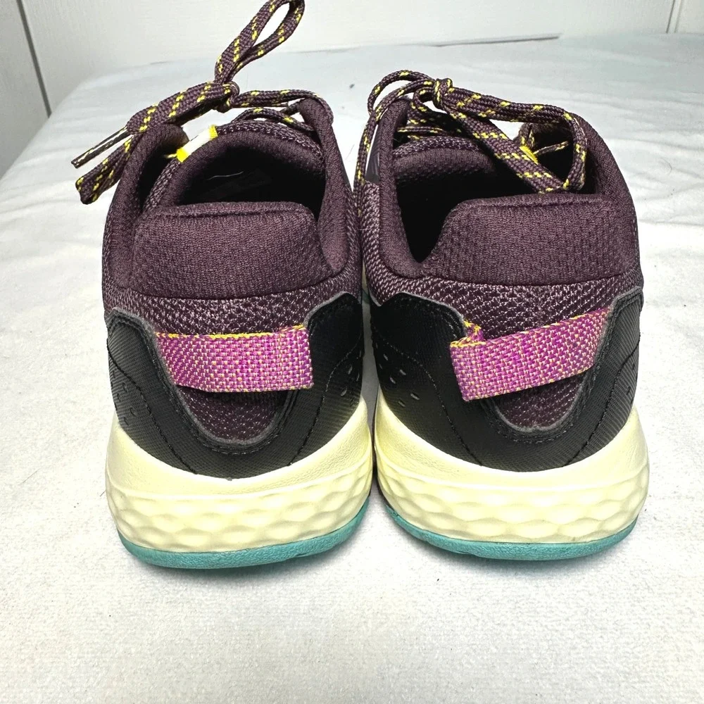 NEW BALANCE 410v8 Trail Running Athletic Shoes Unisex Size M6 W7.5 Purple Black